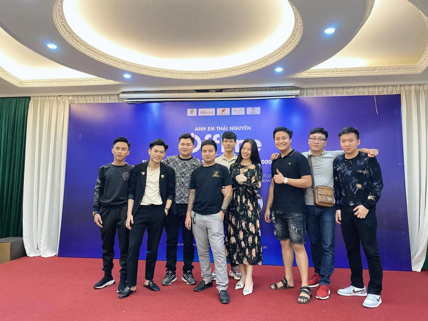 Trương Văn Đăng cùng cộng đồng anh em kinh doanh online tại buổi offline ở Thái Nguyên